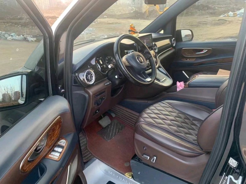 枣庄18年奔驰威霆7