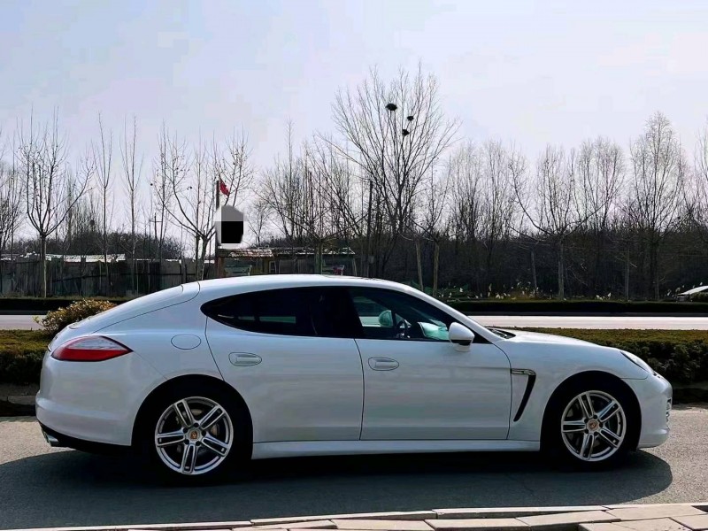 北京13年保时捷帕拉梅拉4