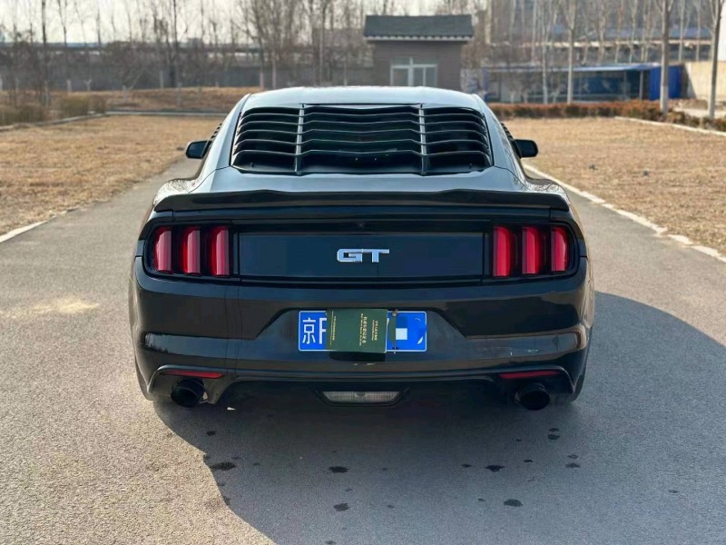 北京16年福特野马3