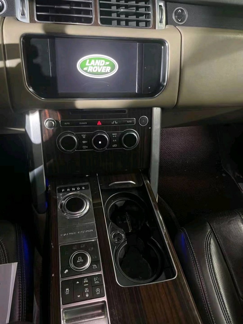 济宁15年路虎揽胜行政4