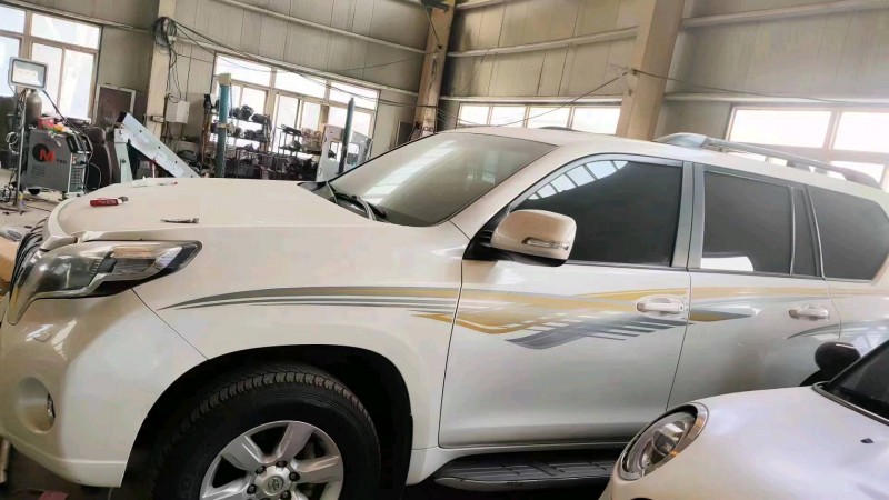 邯郸16年丰田普拉多3