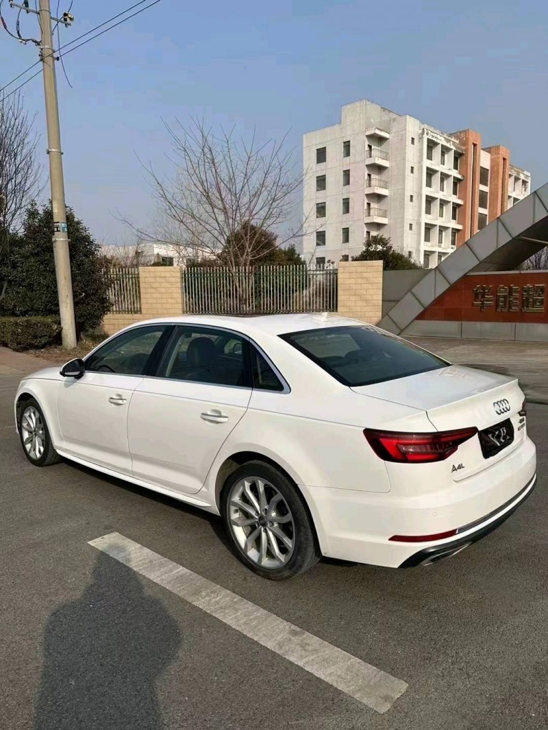 邯郸22年奥迪A4L4
