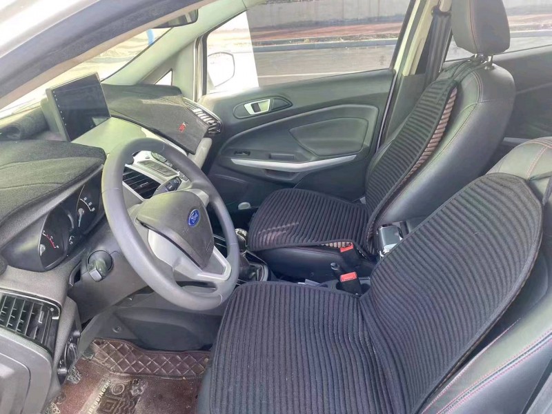 邯郸16年福特翼搏1