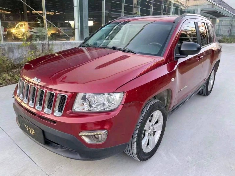 济宁13年Jeep指南者7