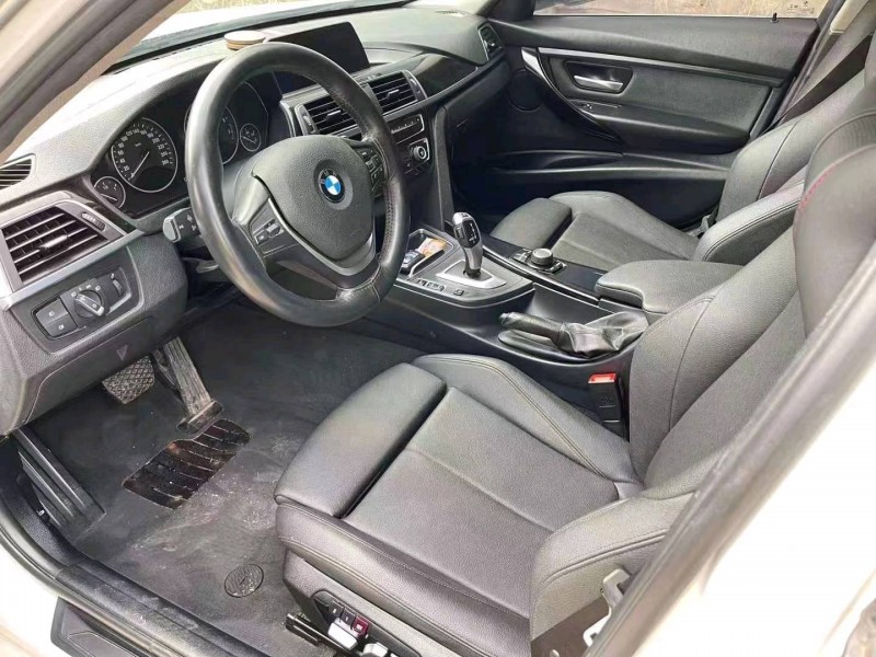 济宁18年宝马3系9