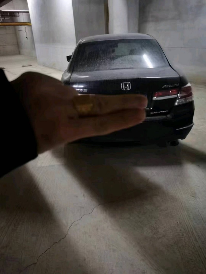 济南13年本田雅阁1