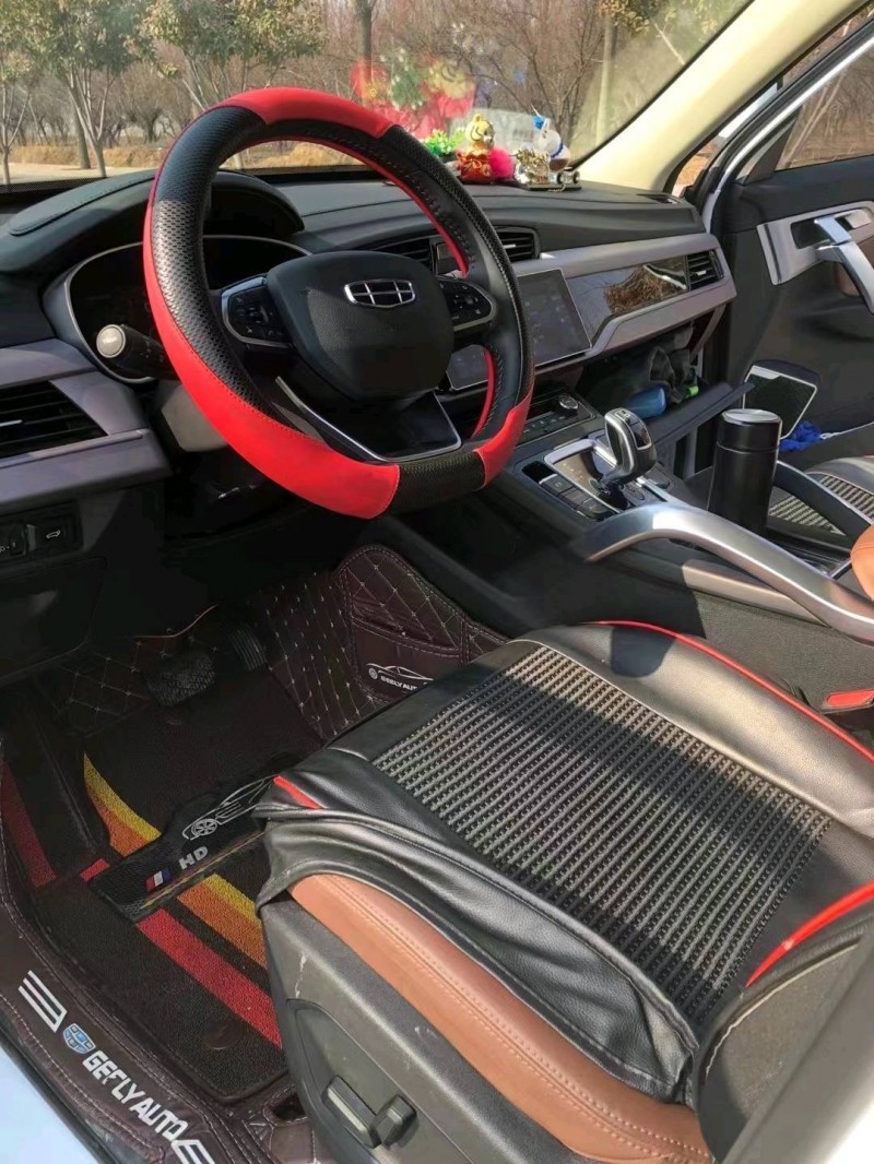 济南21年吉利博越5