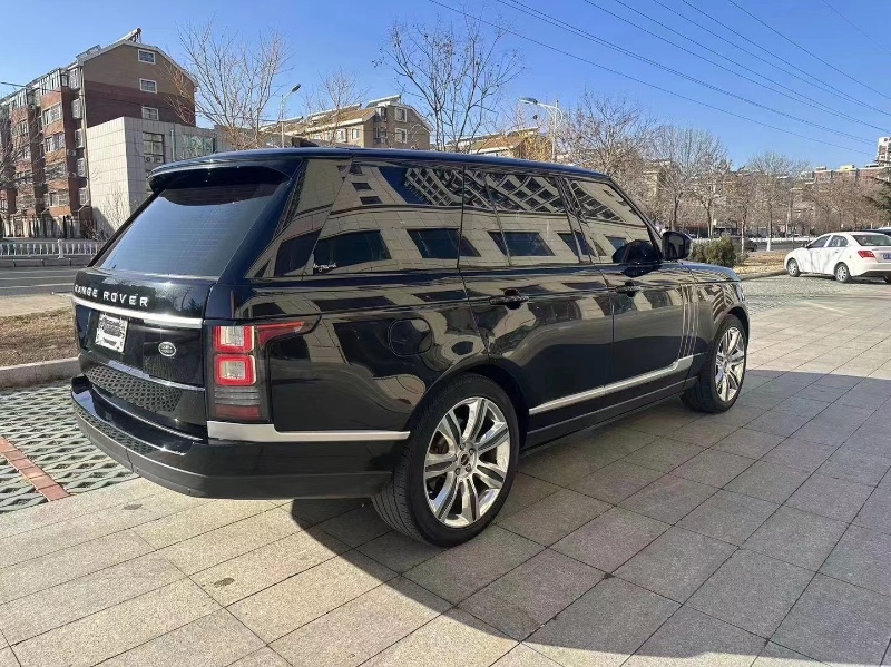 烟台19年路虎揽胜行政4