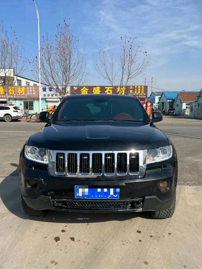 枣庄12年Jeep大切诺基1