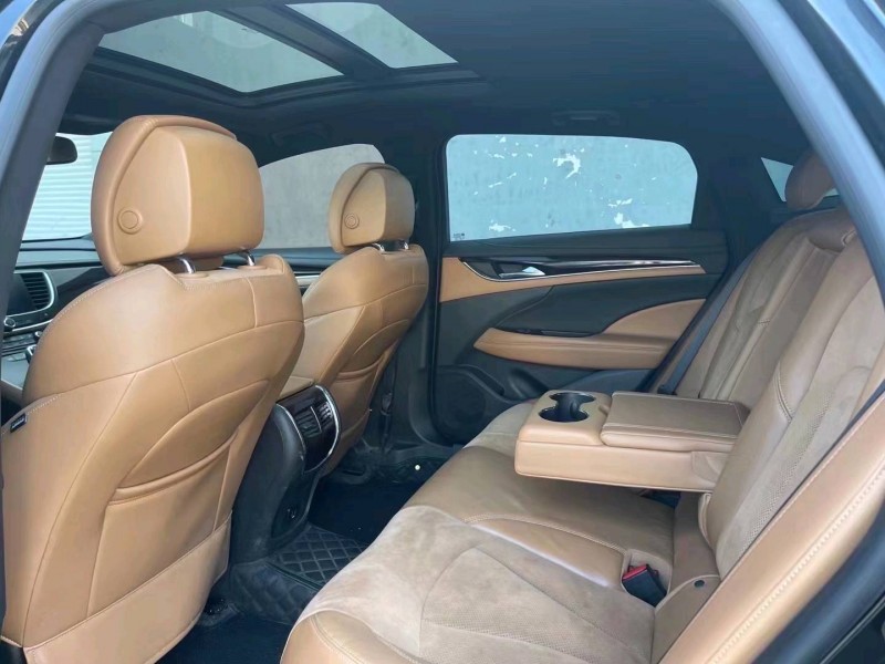 枣庄16年别克君越9