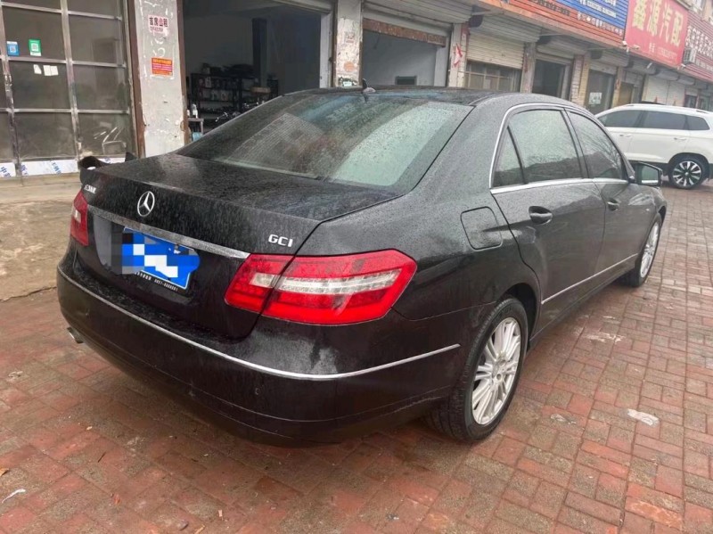 东营11年奔驰E6