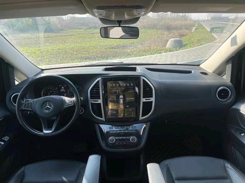 盐城17年奔驰威霆7