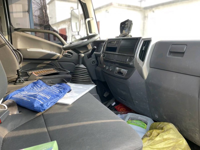 济宁21年福田奥铃速运6