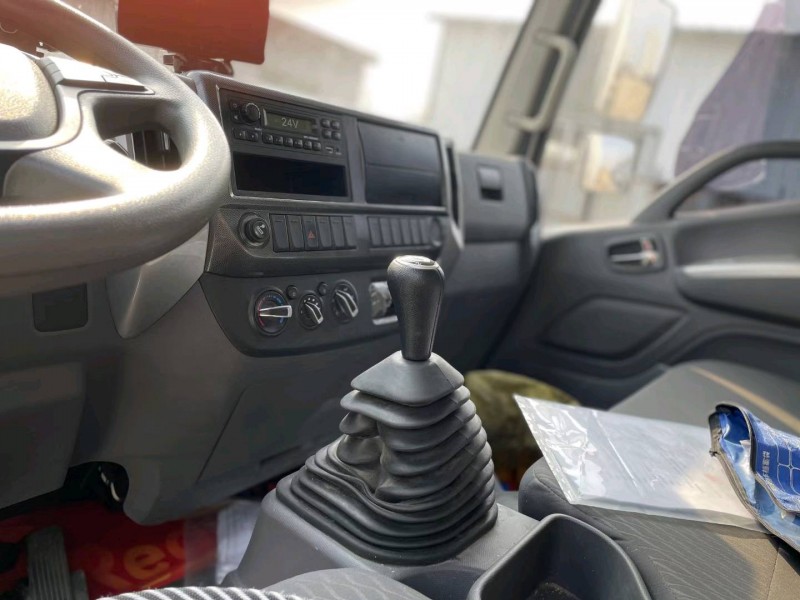 济宁21年福田奥铃速运5