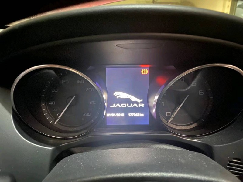 邯郸15年捷豹XE6