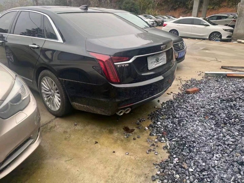 邯郸21年凯迪拉克CT64