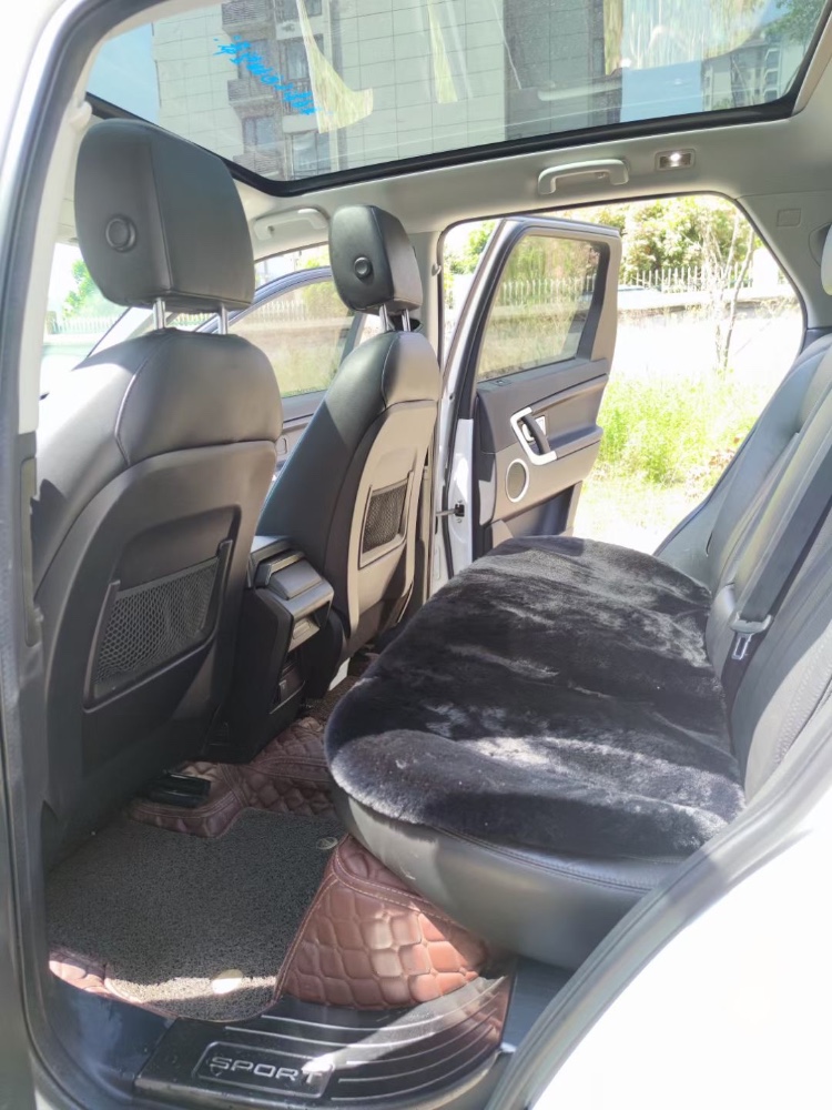 北京18年路虎发现神行7