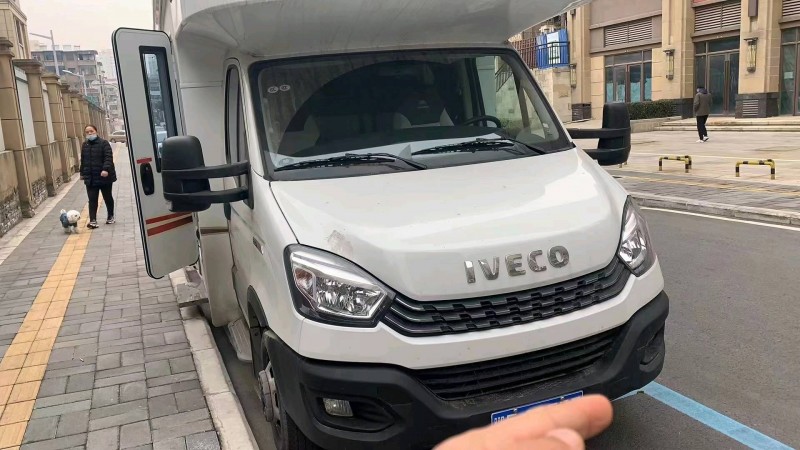 北京22年依维柯房车1