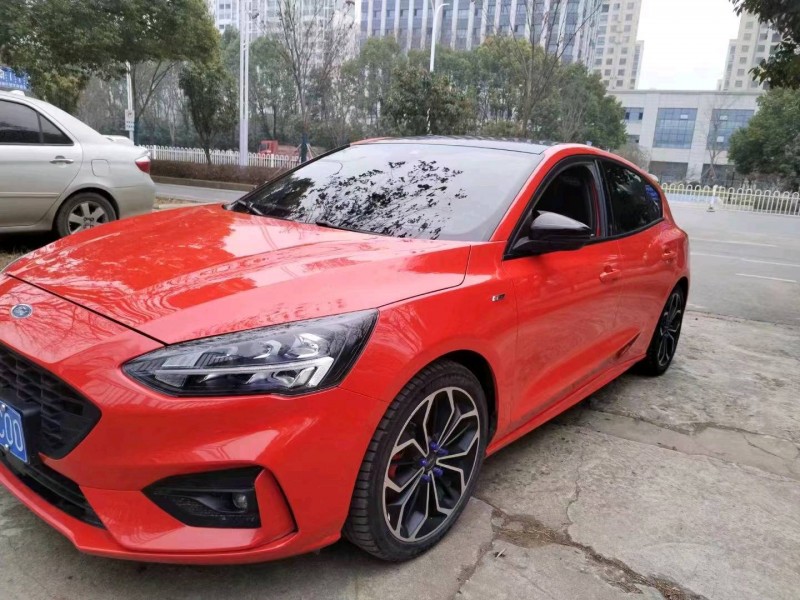 宜昌21年福特福克斯6