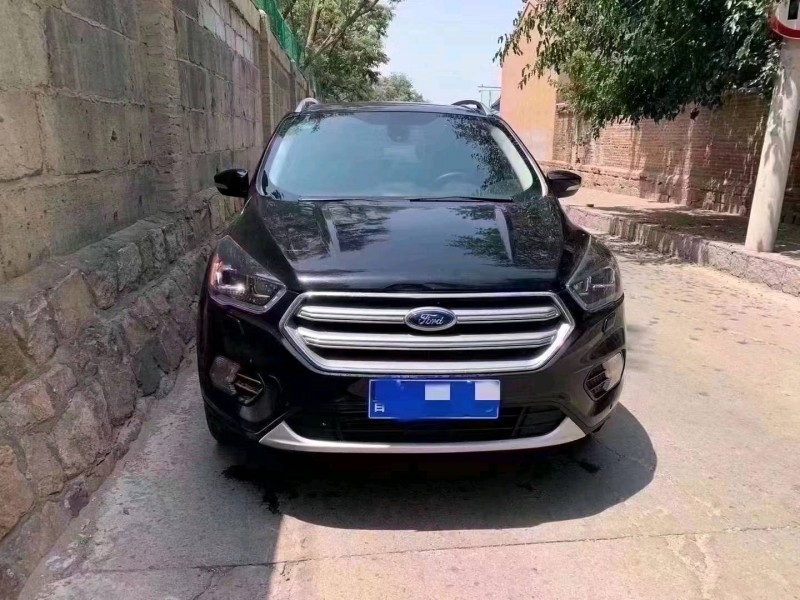 枣庄17年福特翼虎1