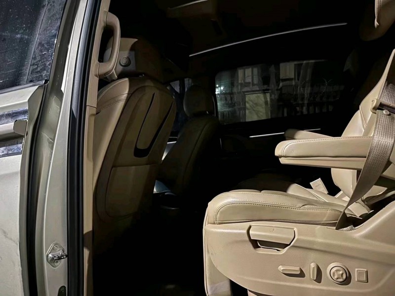 枣庄17年别克GL81