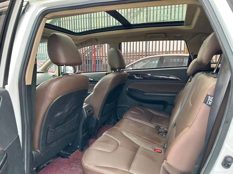 宜昌18年力帆汽车轩朗8