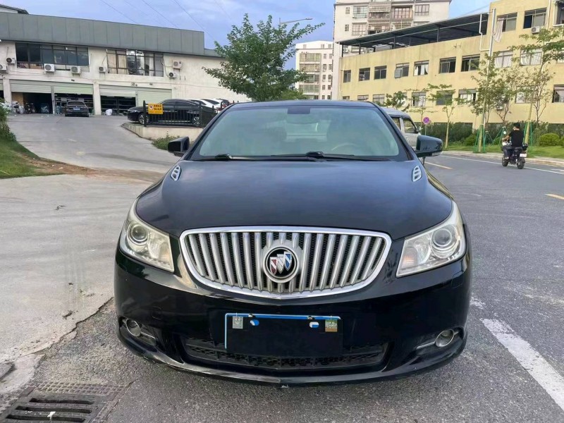 广州10年别克君越1