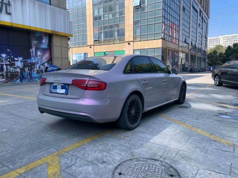 嘉兴15年奥迪A4L5