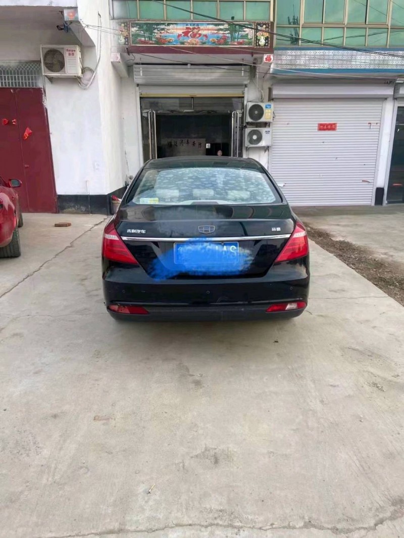 东营17年吉利帝豪2