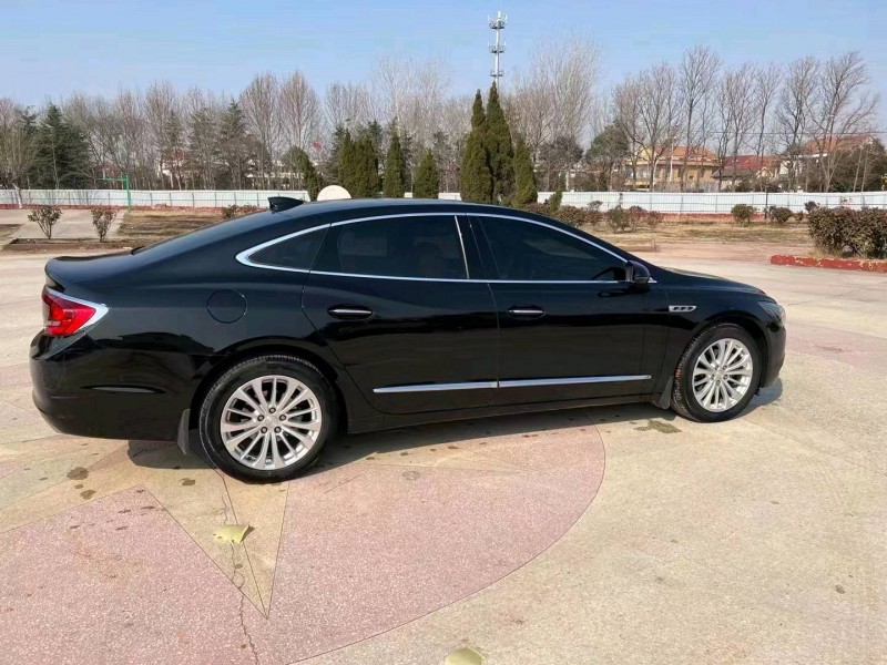 邯郸19年别克君越7