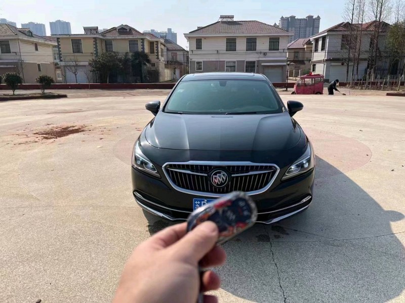 邯郸19年别克君越8