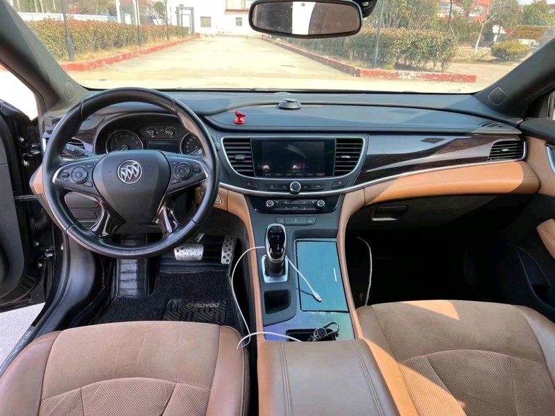 邯郸19年别克君越1