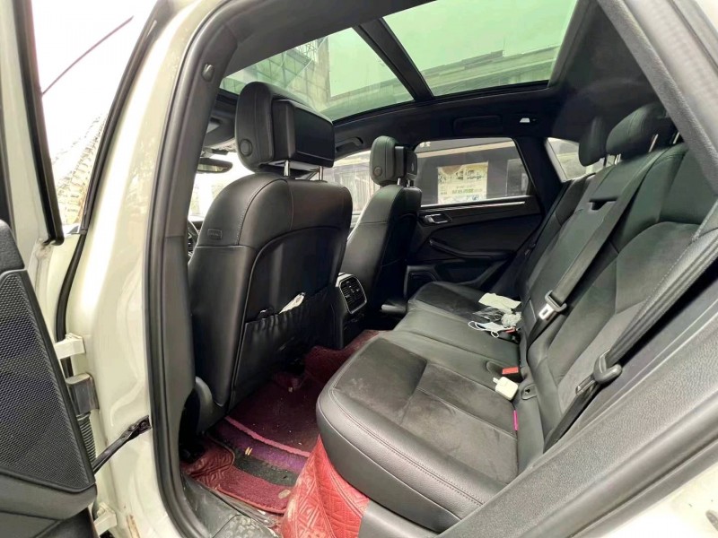 嘉兴16年保时捷Macan8