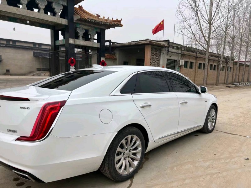 保定18年凯迪拉克XTS8