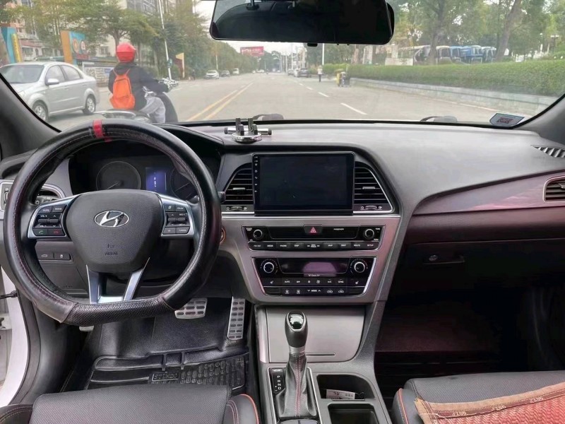 邯郸16年现代索纳塔九5