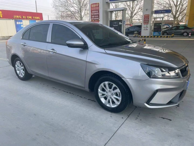 保定21年吉利帝豪2