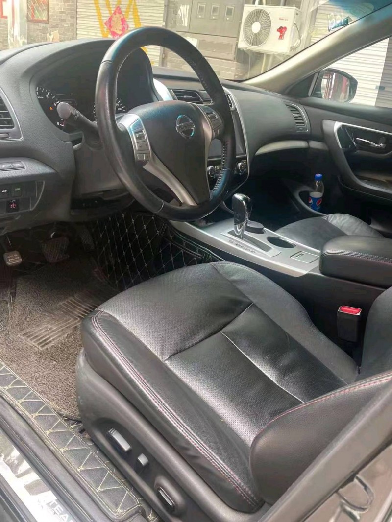 邯郸18年日产天籁2