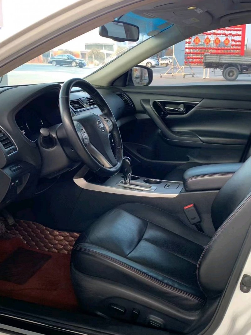 保定19年日产天籁4