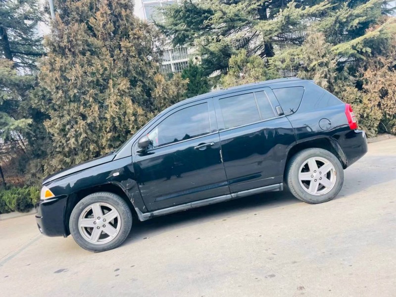 烟台10年Jeep指南者7