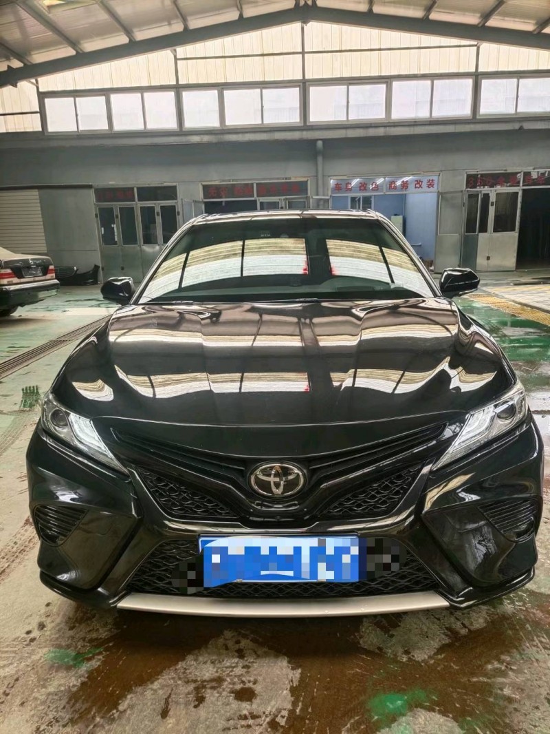 保定18年丰田凯美瑞1