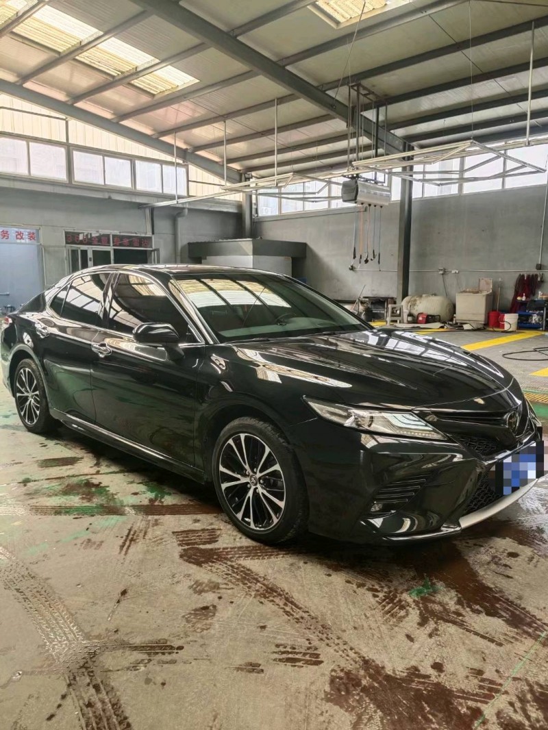 保定18年丰田凯美瑞2