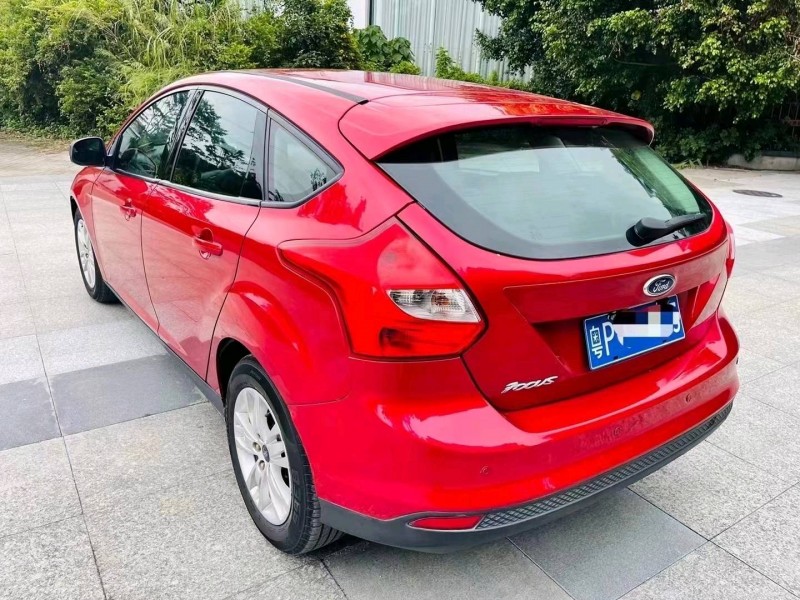 珠海15年福特福克斯3