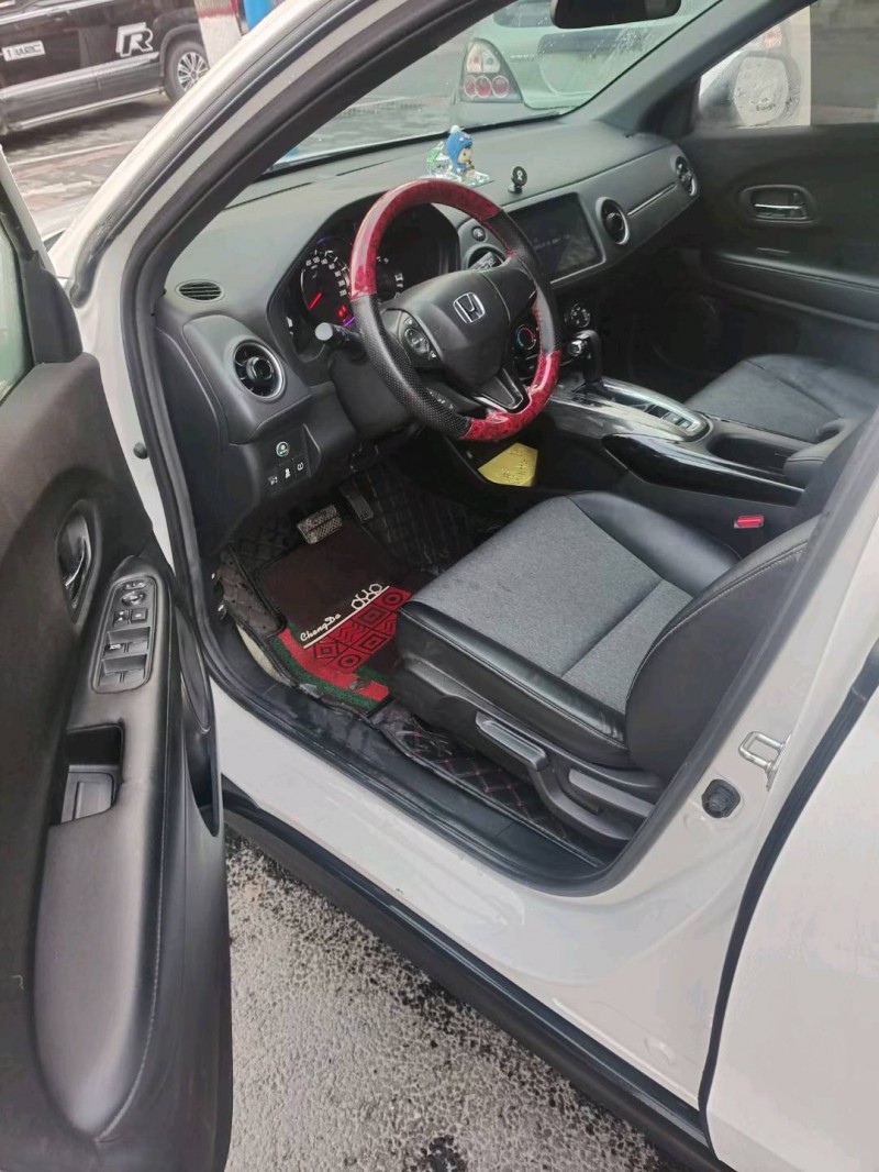 保定21年本田XRV6