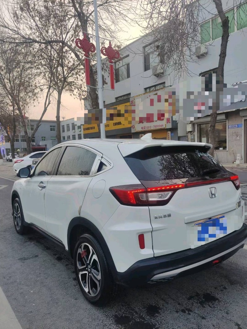 保定21年本田XRV8