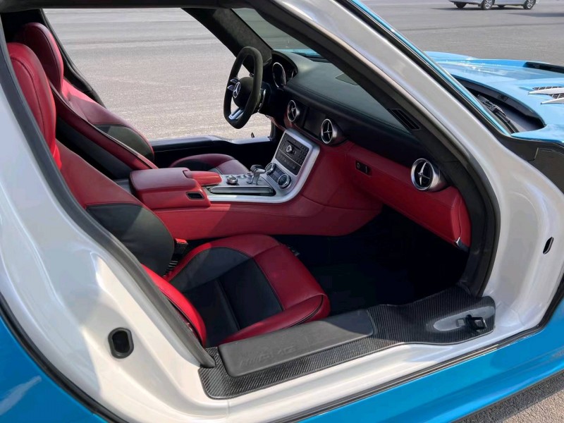 枣庄13年奔驰SL6