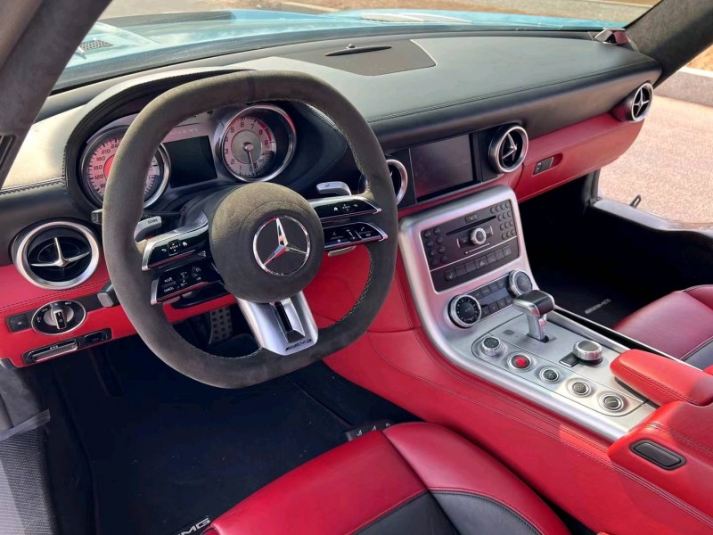 枣庄13年奔驰SL8