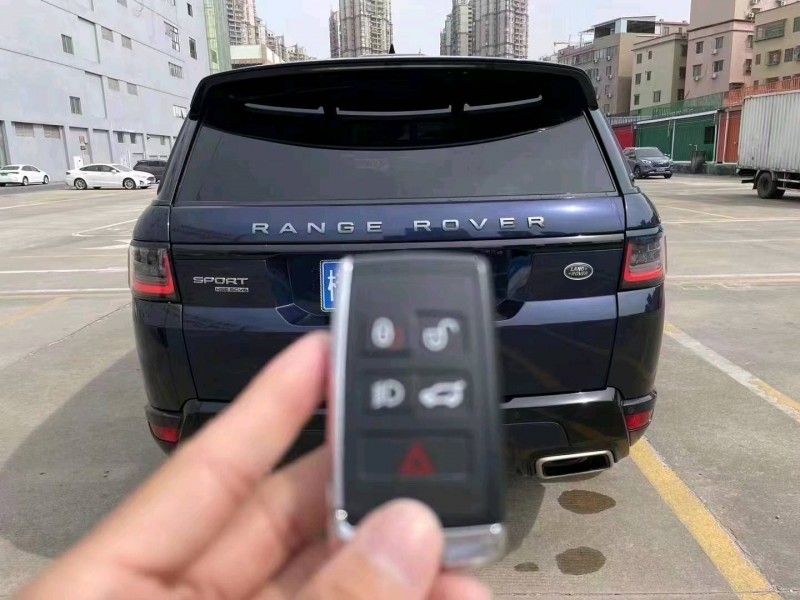 珠海19年路虎揽胜运动5