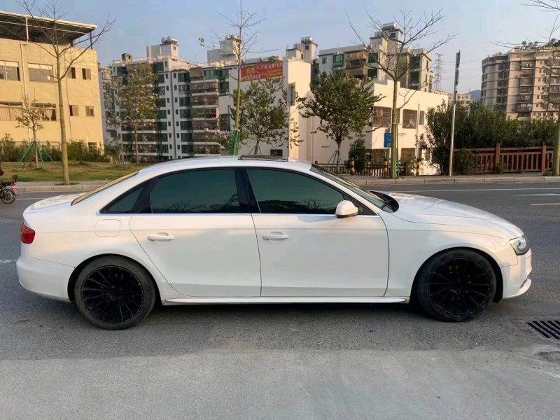 广州12年奥迪A4L4