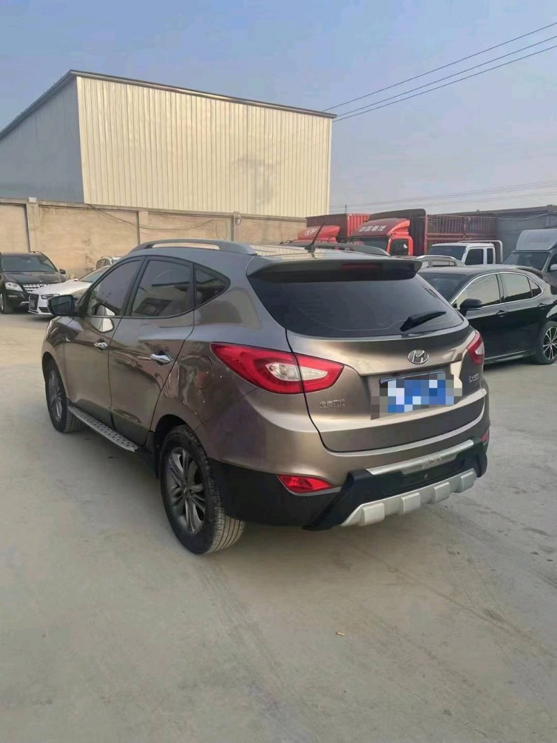 保定15年现代ix357