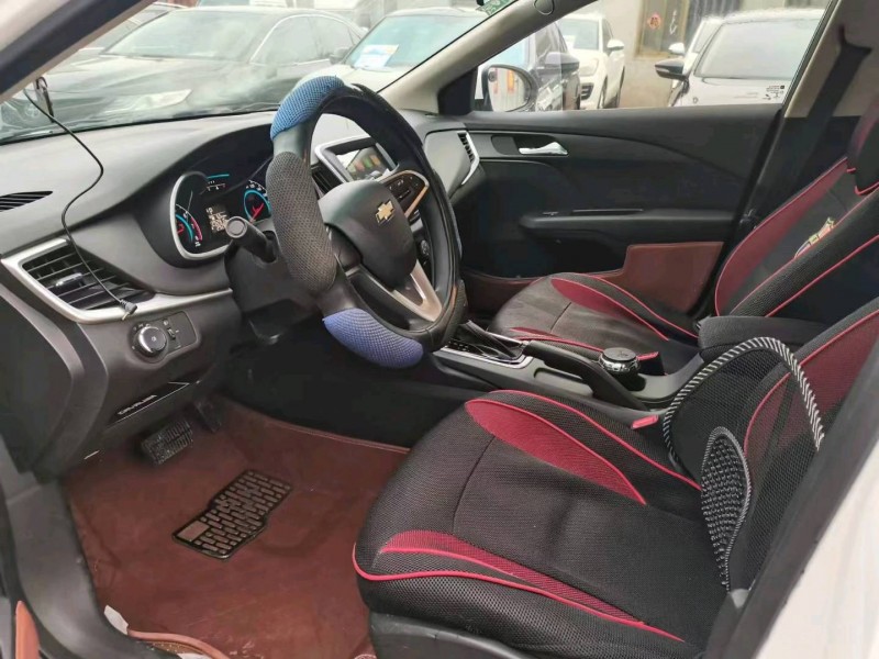 保定17年雪佛兰科沃兹4